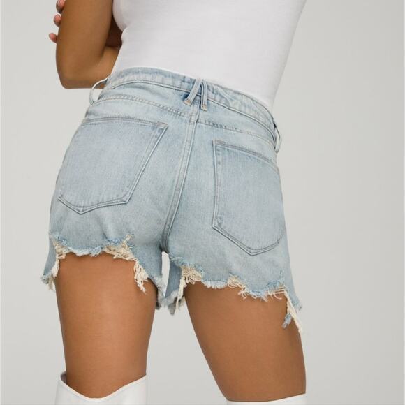NWT Good American Bombshell Distressed Denim Shorts High Waisted 00 - Picture 4 of 11
